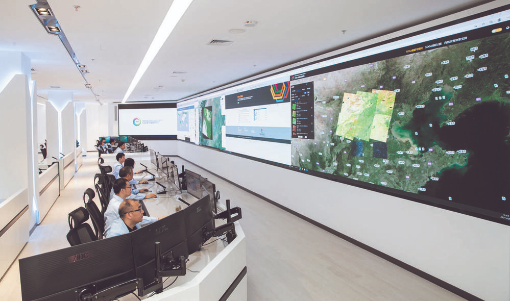 新基建、商圈裸眼3D，2022年顯示市場第二增長曲線？